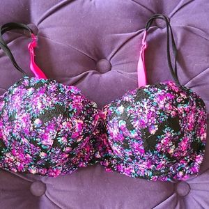 PINK VS Pushup Bra